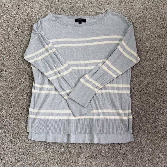 Banana Republic Sweaters - Banana Republic Sweater Womens Large Gray Striped Crew Neck Tight-Knit Pullover